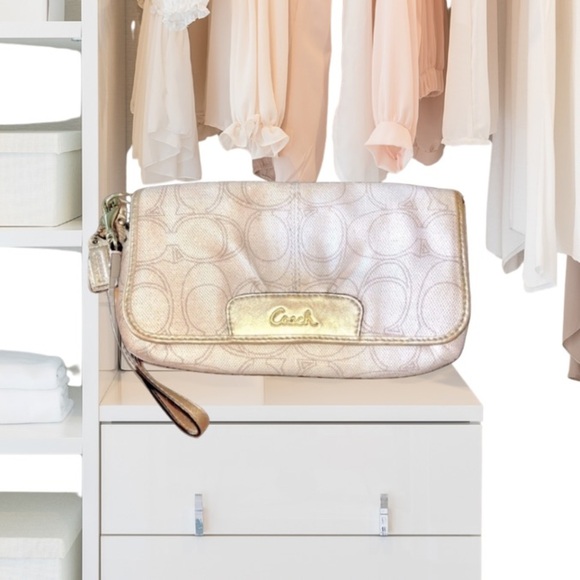 COACH Penelope Gold Metallic & Tan Linen, Gold Leather Clutch/Wristlet Small Bag - Picture 1 of 11